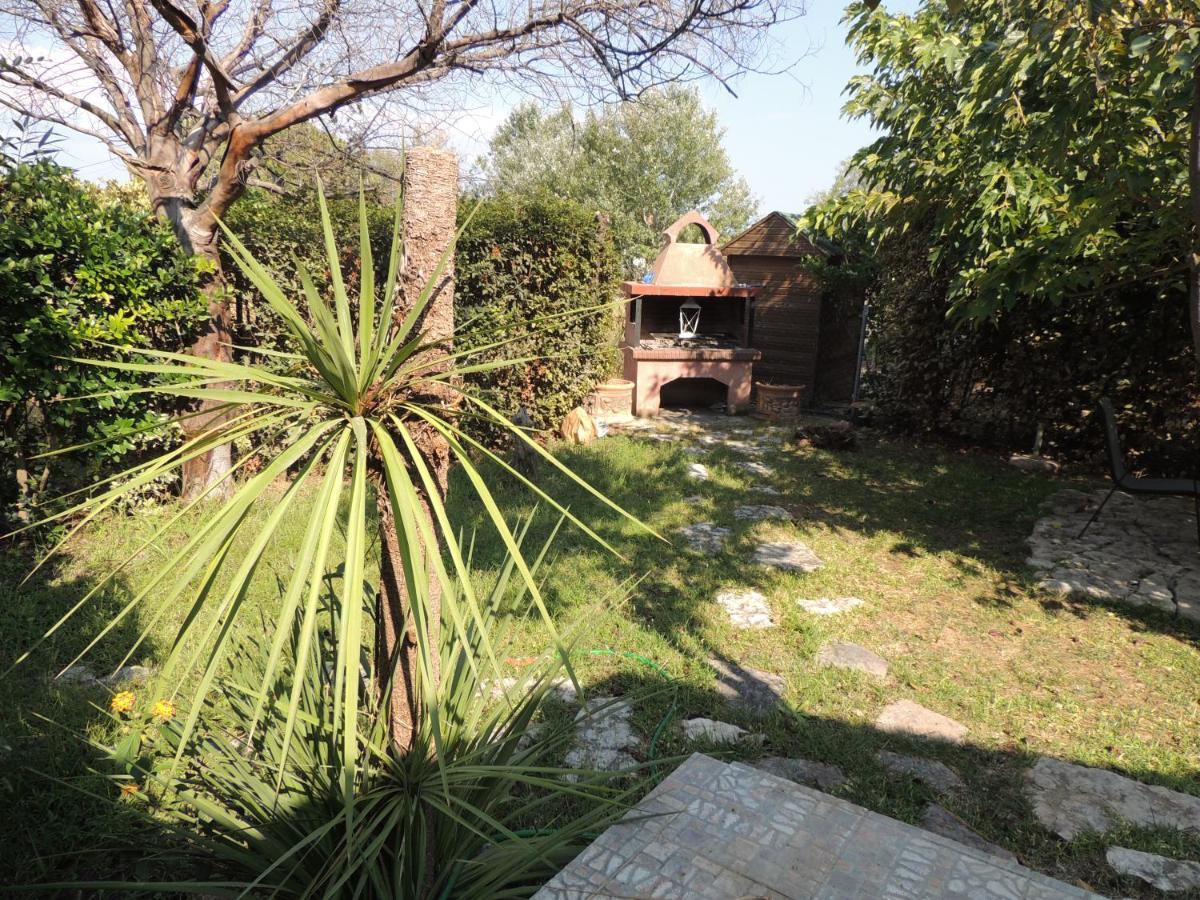 Lagoon Beach House Nea Poteidaia Exterior foto